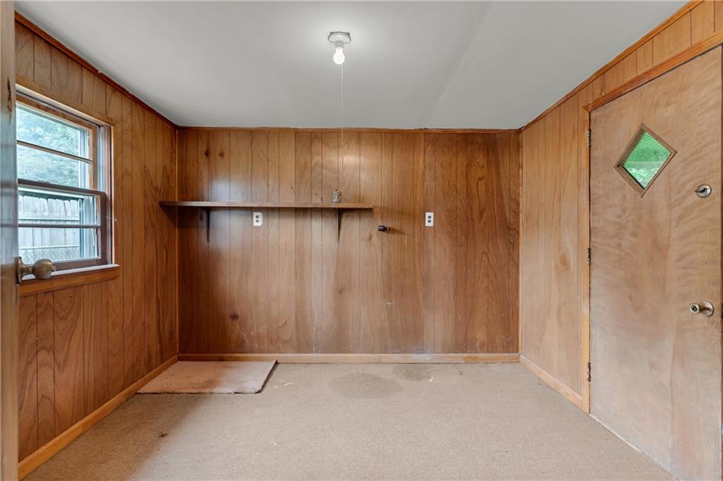 1620 Rock Cut Road Conley, GA 30288 - Photo 30 of 43 an empty room with windows