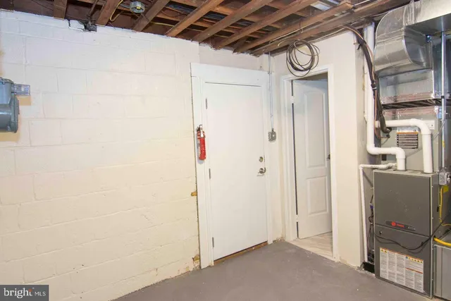 $2,900 | 5161 7th Street Northeast, Washington, DC 20011