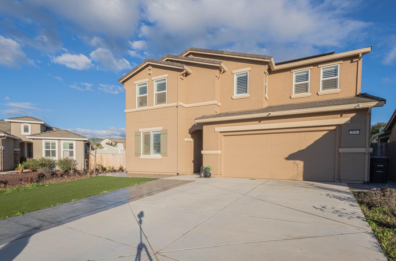 570 Tankersley Street Soledad, CA 93960 - Photo 3 of 64 a front view of a house with a yard