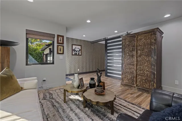 $1,599,000 | 17929 Martha Street, Encino, CA 91316