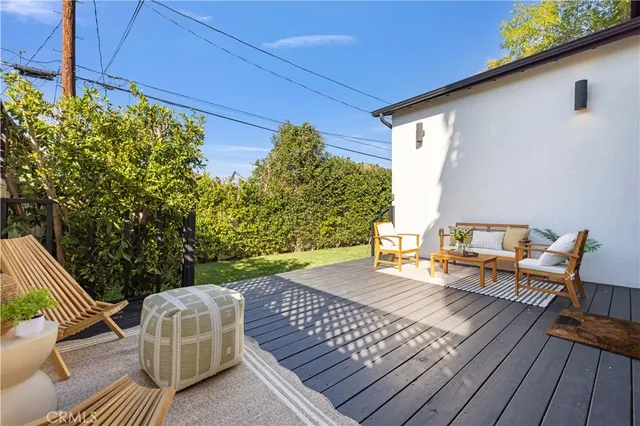 $1,599,000 | 17929 Martha Street, Encino, CA 91316