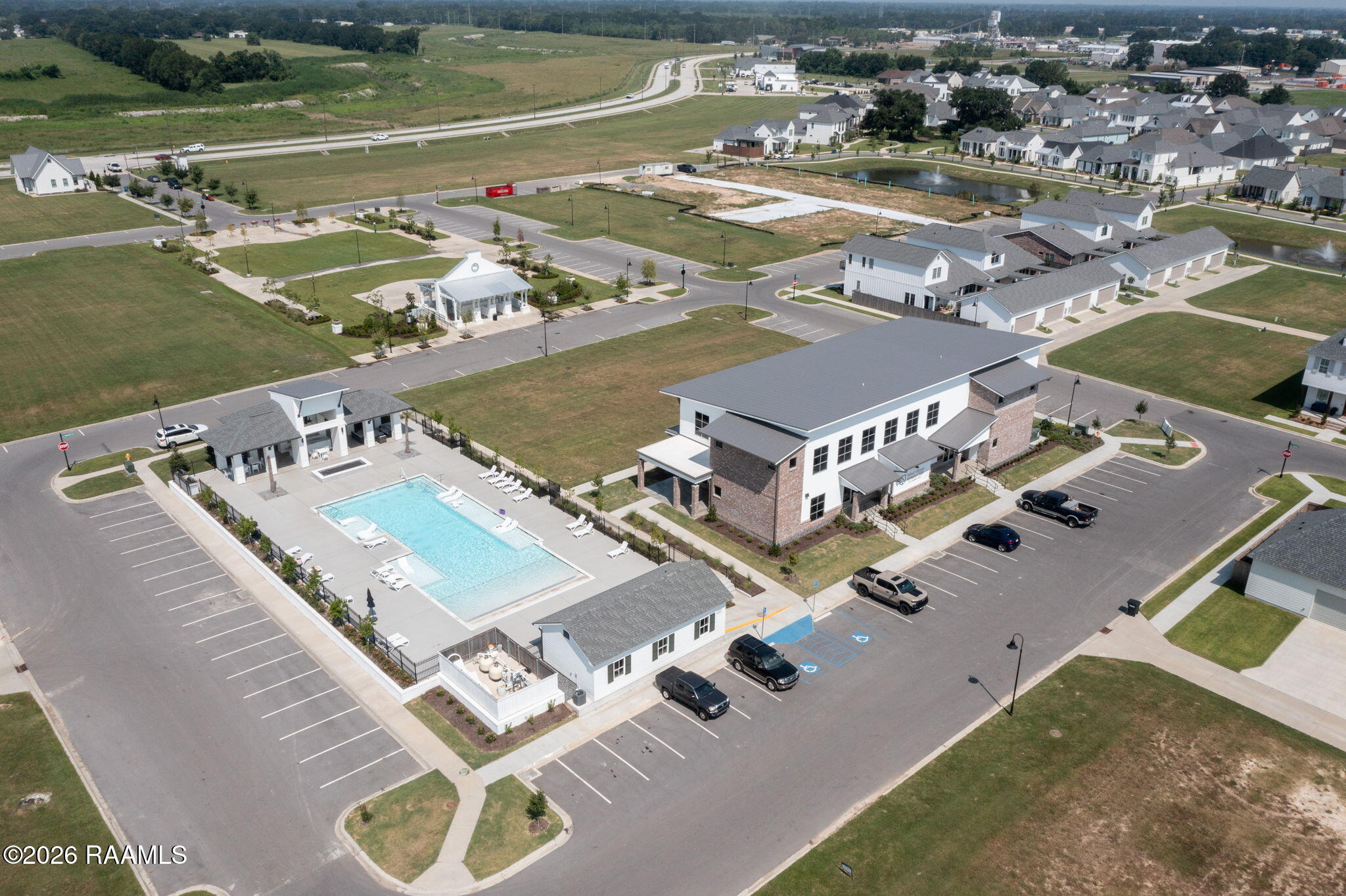 315 Sandstone Avenue, Unit 101 Scott, LA 70583 - Photo 11 of 20 53-web-or-mls-32-print-Amenities-9