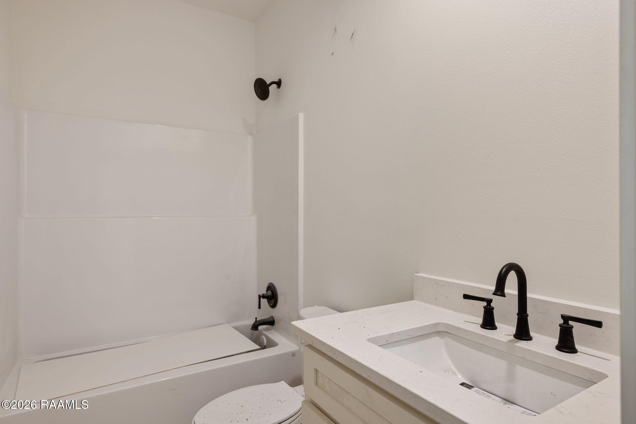 315 Sandstone Avenue, Unit 101 Scott, LA 70583 - Photo 6 of 20 bathroom