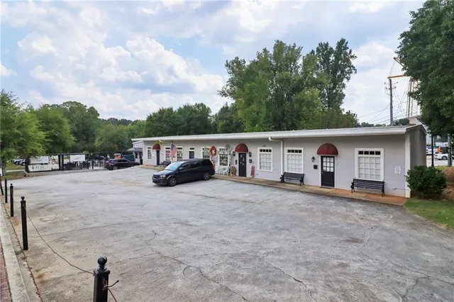 $375,000 | 1178 Carla Joe Drive Southwest, Lilburn, GA 30047