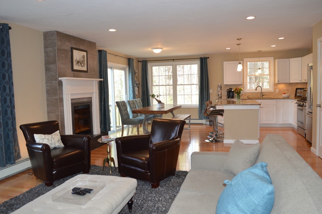 29 Holly Road Norton, MA 02766 - Photo 5 of 18 Gallery Image 5
