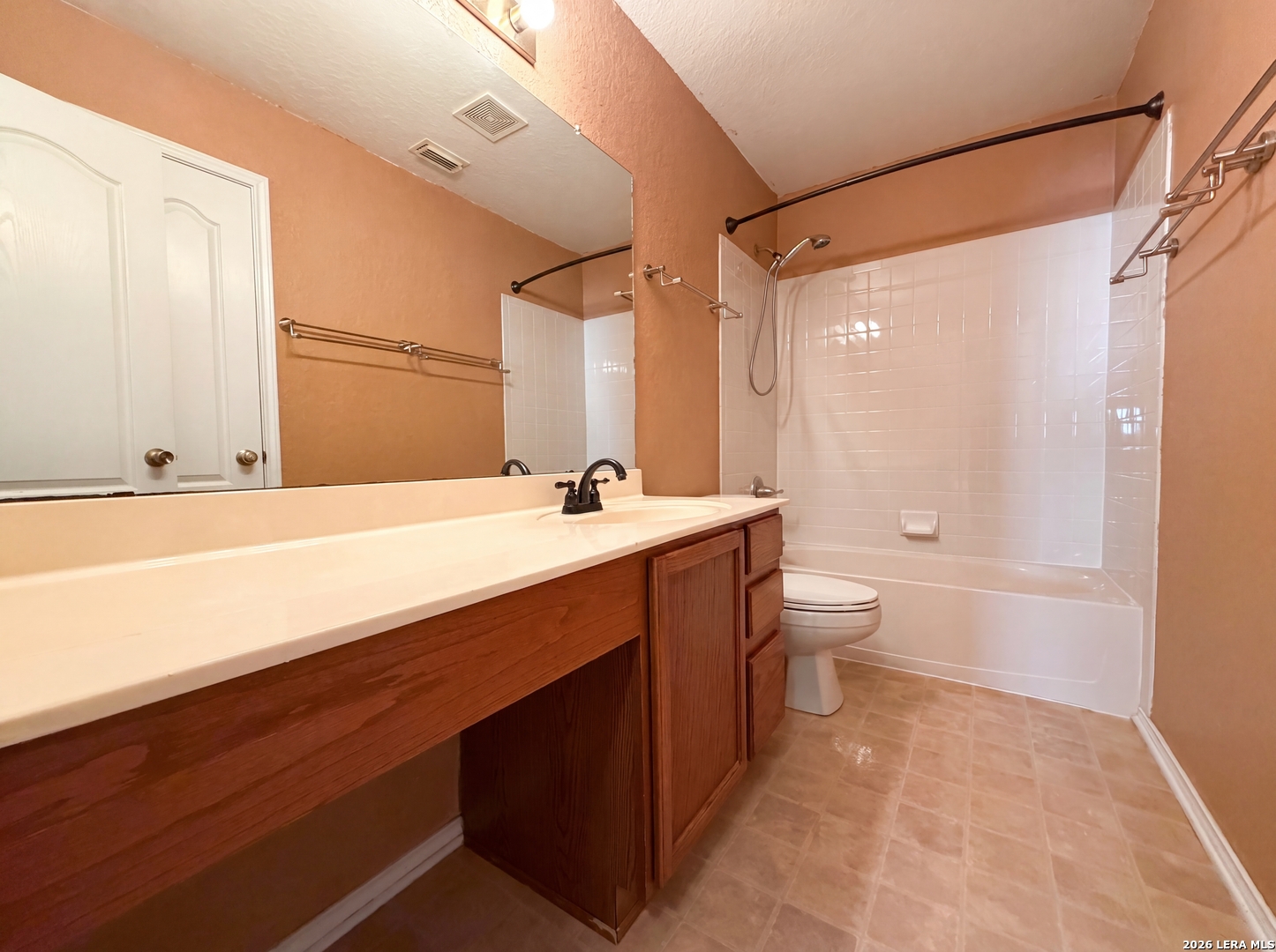 121 Springtree Gate Cibolo, TX 78108 - Photo 15 of 18