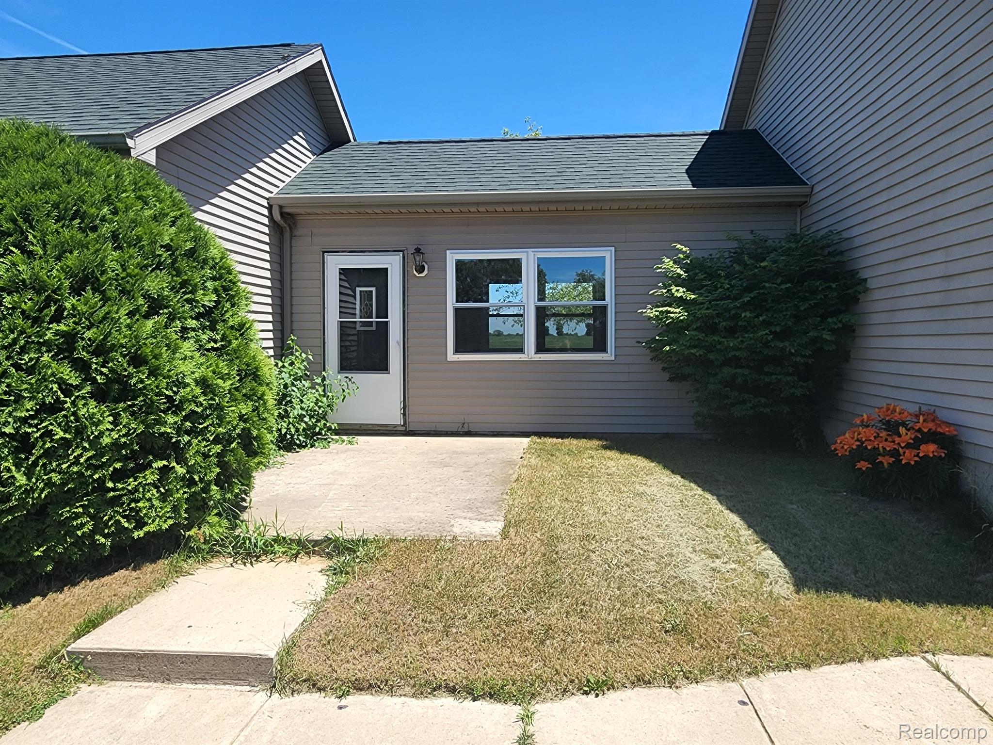160 South Gibbs Road Albion, MI 49224 - Photo 7 of 46