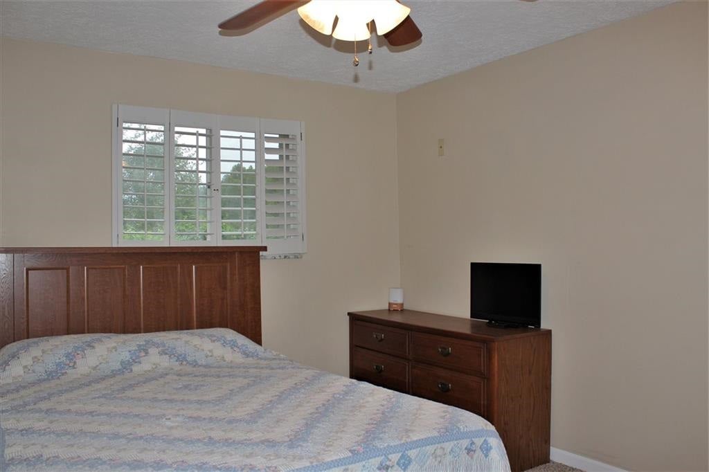 4770 Darnell Road Huntington, WV 25705 - Photo 15 of 20 Gallery Image 15