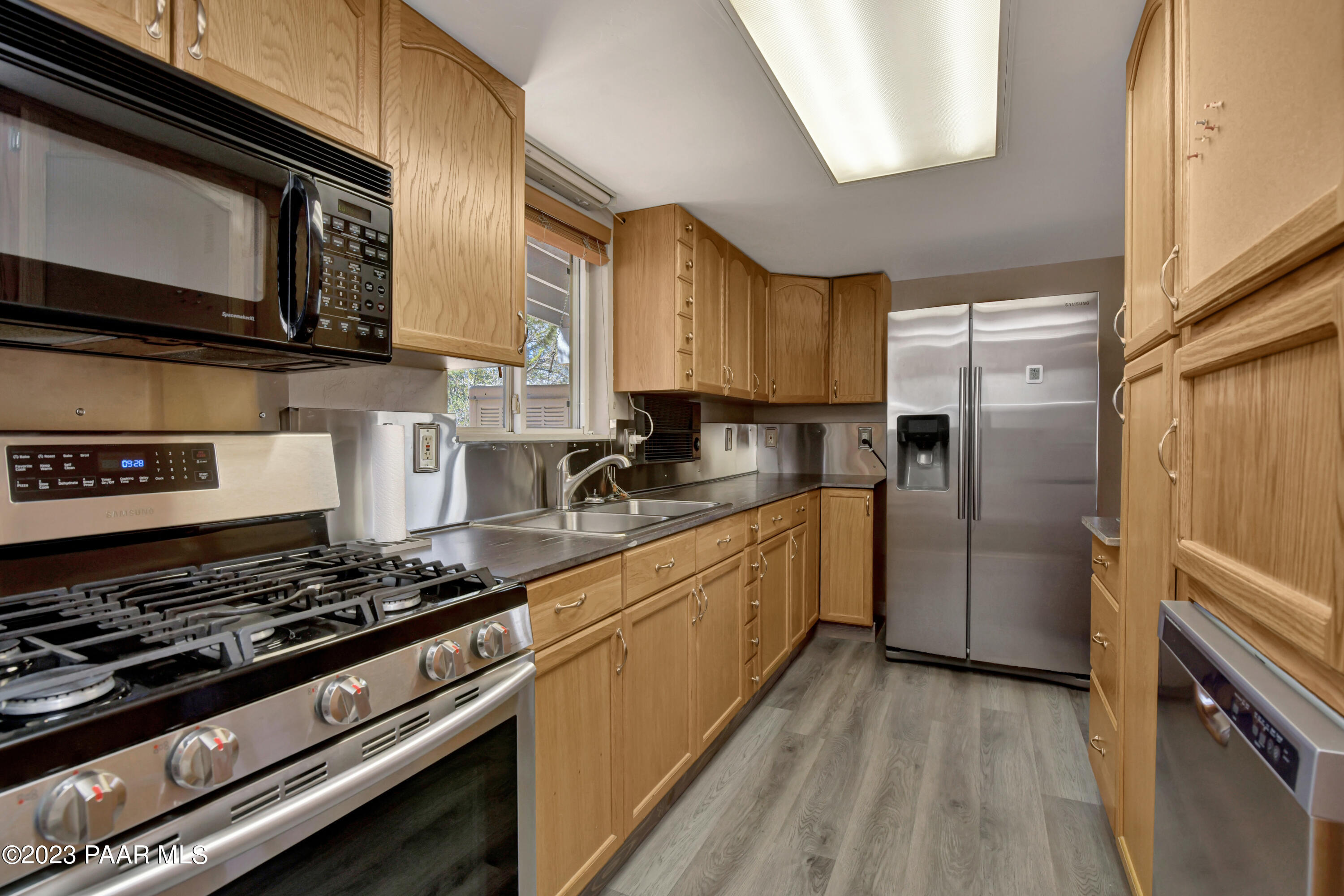 1407 Butterfield Road, Unit A Prescott, AZ 86303 - Photo 8 of 27 DSC_5317