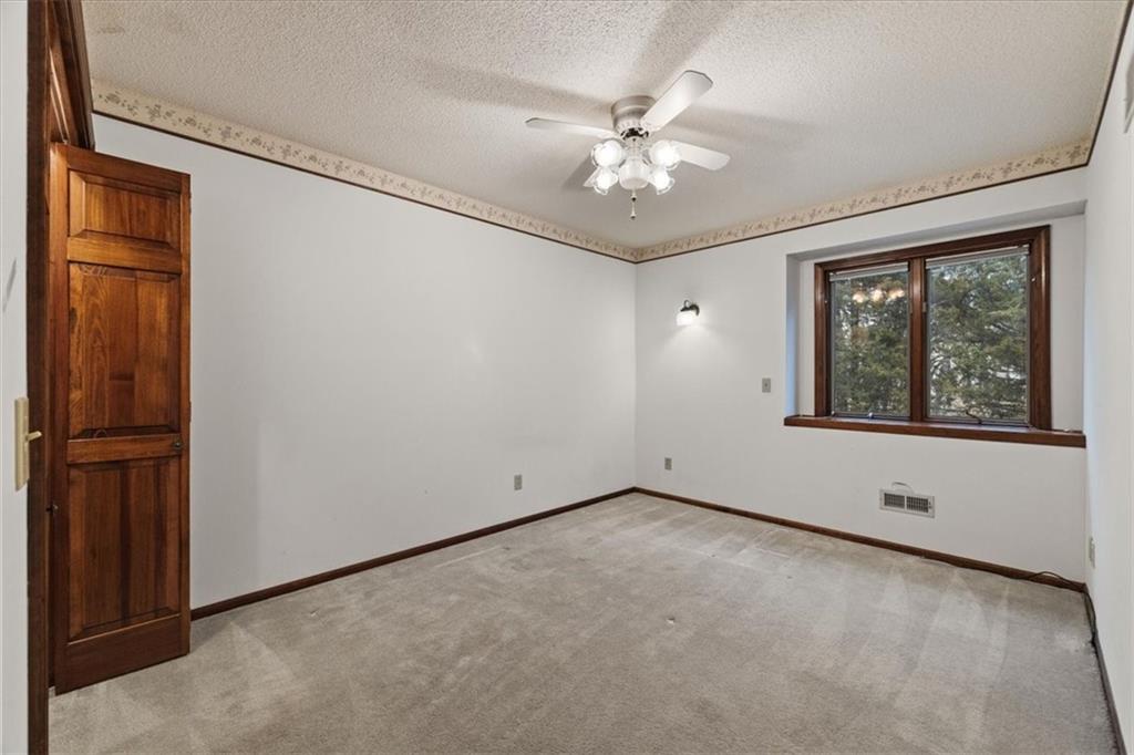 22020 171st Street Basehor, KS 66007 - Photo 12 of 28