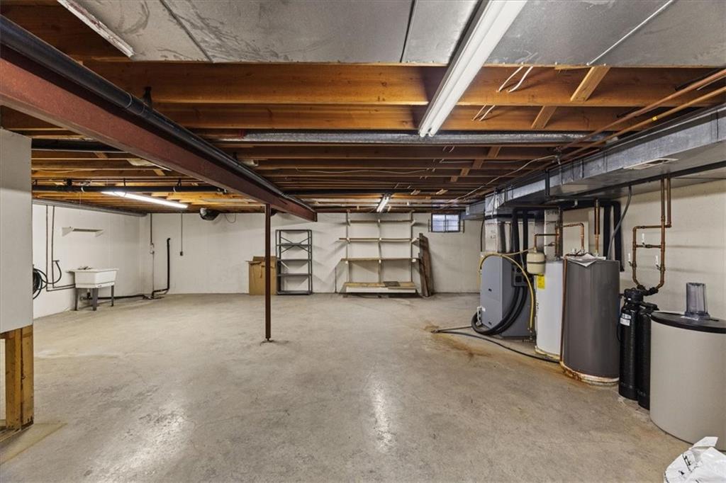 22020 171st Street Basehor, KS 66007 - Photo 14 of 28