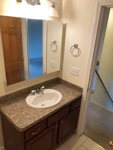 $3,000 | 315 Central Street, Unit B, Acton, MA 01720