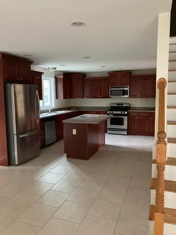 $3,000 | 315 Central Street, Unit B, Acton, MA 01720