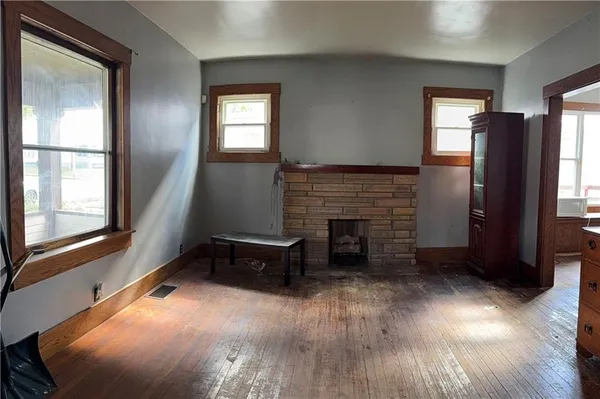 a view of a livingroom with a fireplace