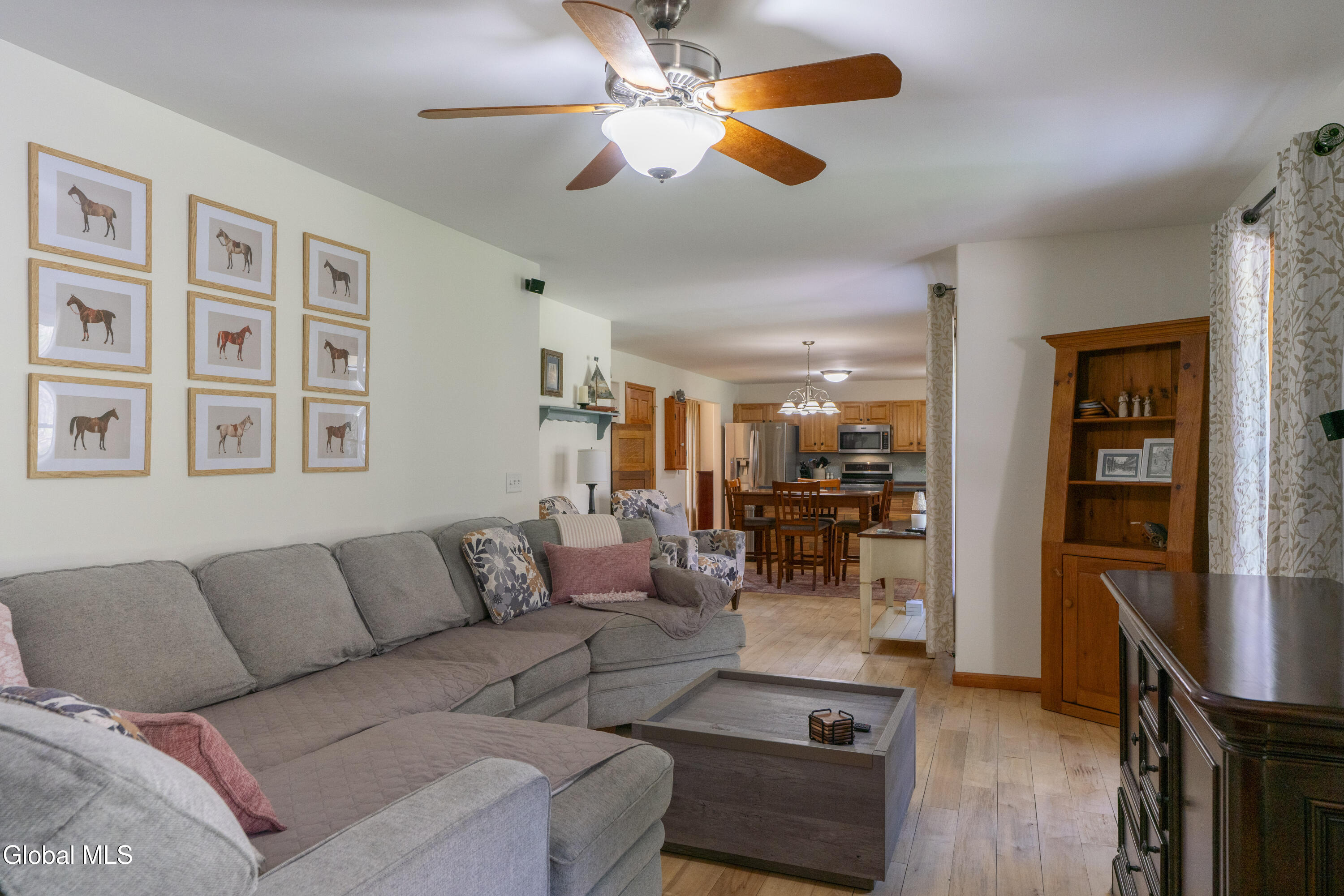 32 Jones Road Saratoga Springs, NY 12866 - Photo 13 of 23 32 Jones-20