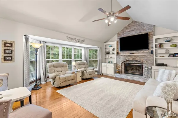 $699,900 | 1233 Red Oak Plantation Drive, Ballwin, MO 63021