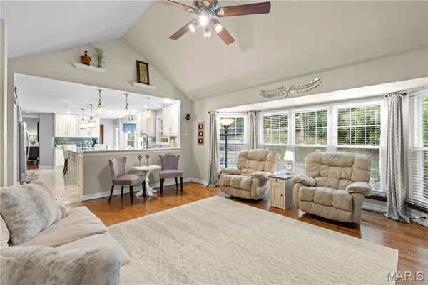 $699,900 | 1233 Red Oak Plantation Drive, Ballwin, MO 63021