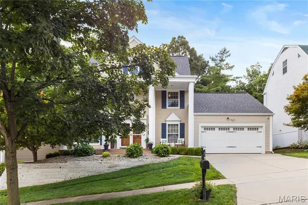 $699,900 | 1233 Red Oak Plantation Drive, Ballwin, MO 63021