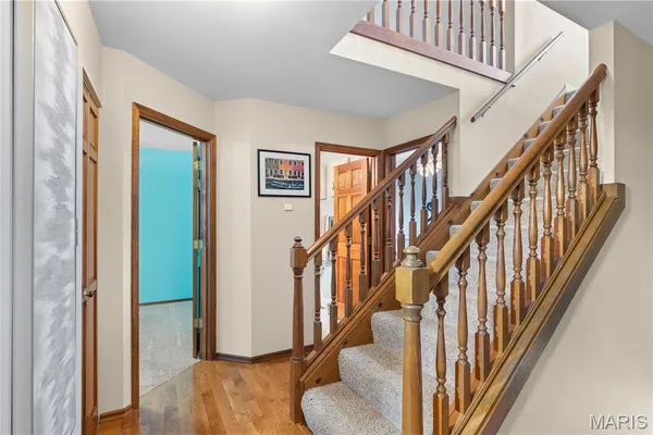 $699,900 | 1233 Red Oak Plantation Drive, Ballwin, MO 63021