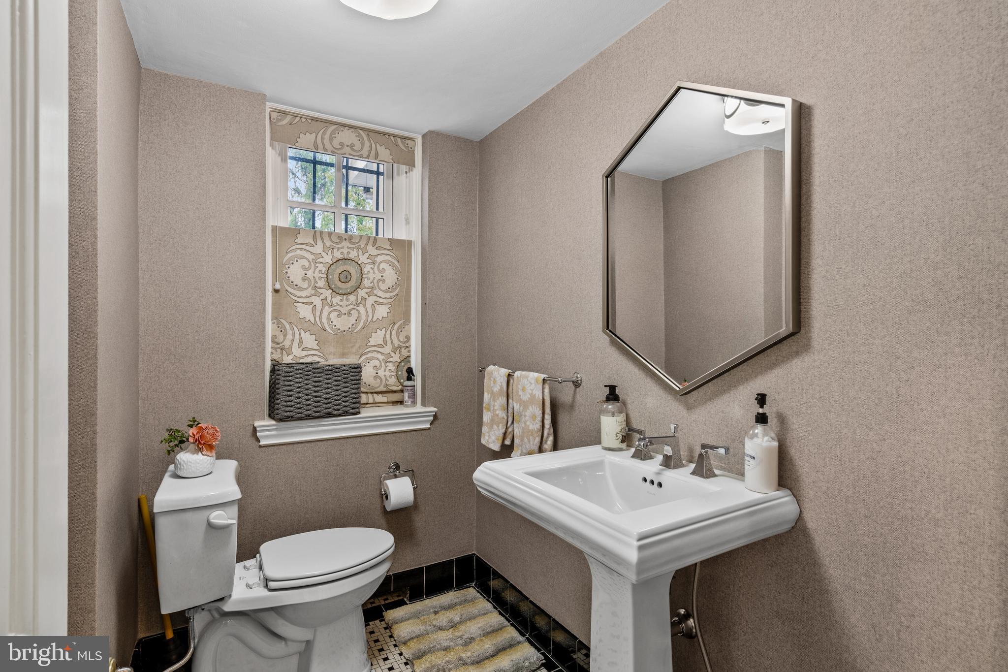 1301 Lafayette Road Gladwyne, PA 19035 - Photo 25 of 60 Half Bath