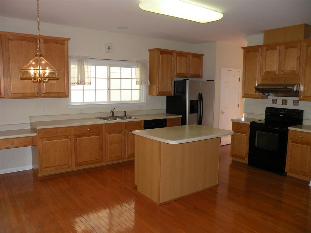 2016 Kilarney Ridge Loop Cary, NC 27511 - Photo 5 of 25 Photo 5