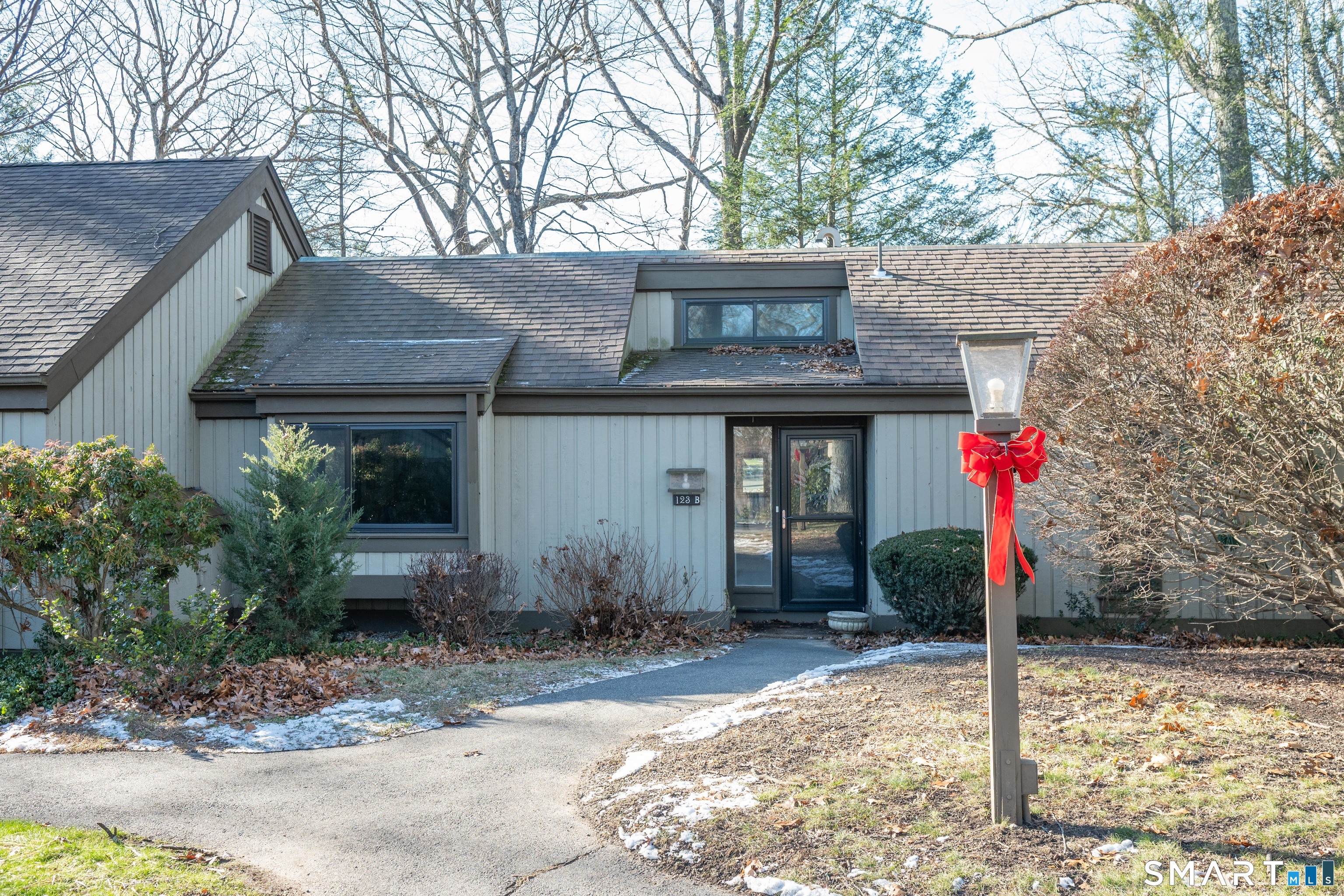 123 Heritage Village, Unit B Southbury, CT 06488 - Photo 38 of 40