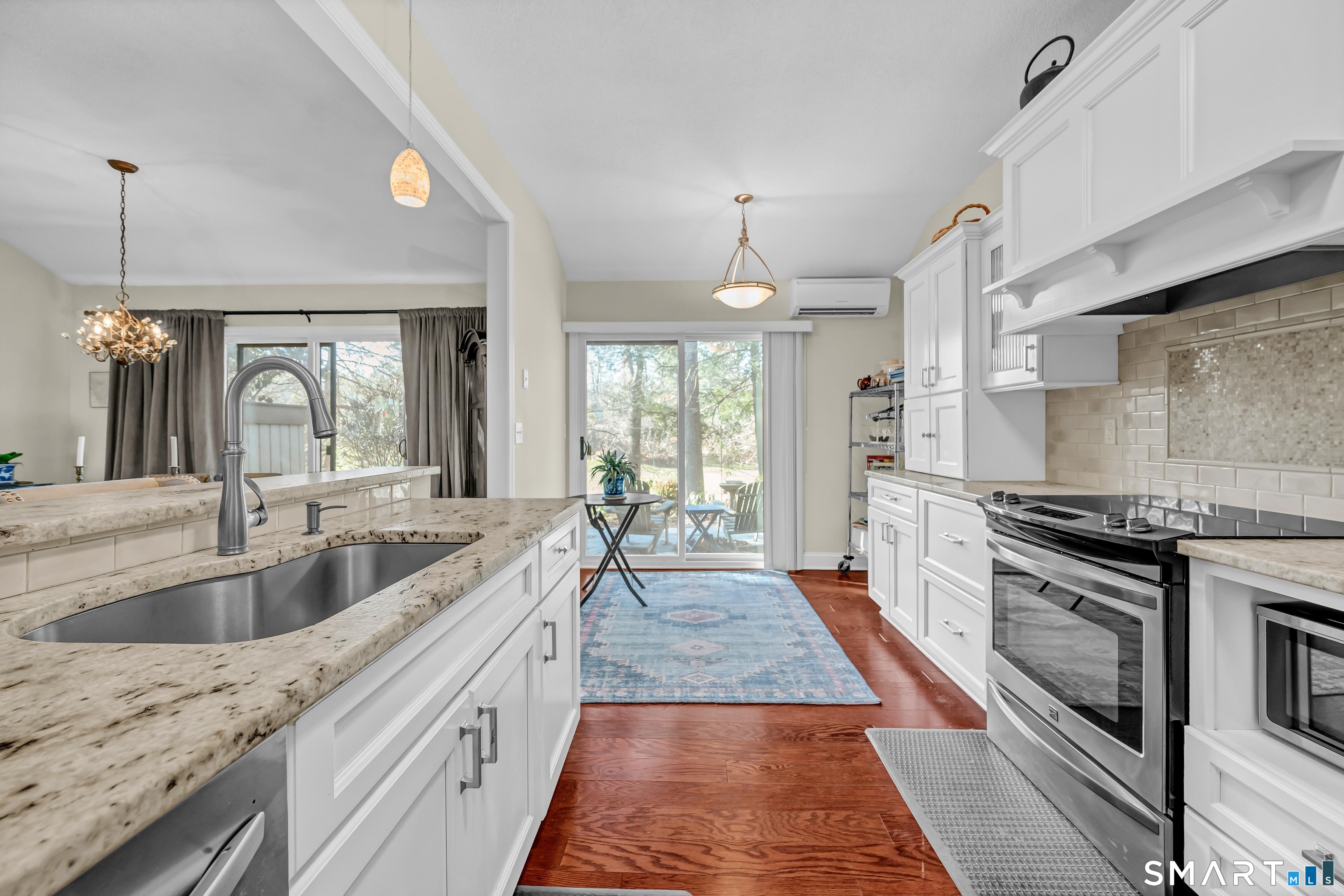 123 Heritage Village, Unit B Southbury, CT 06488 - Photo 9 of 40