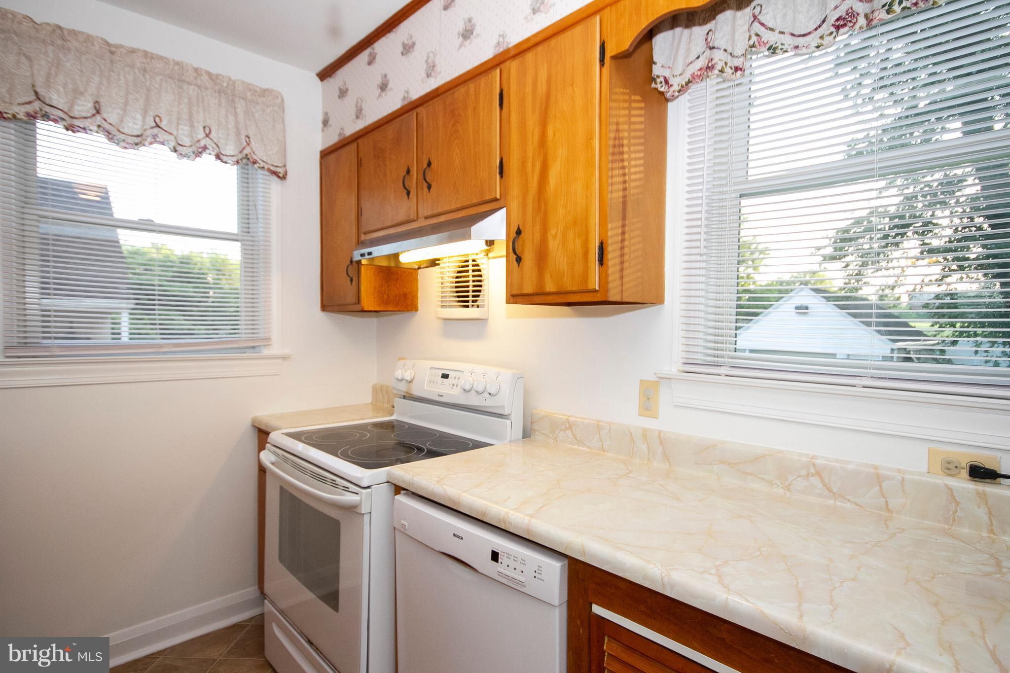 5118 East Joppa Road Perry Hall, MD 21128 - Photo 10 of 24 Kitchen