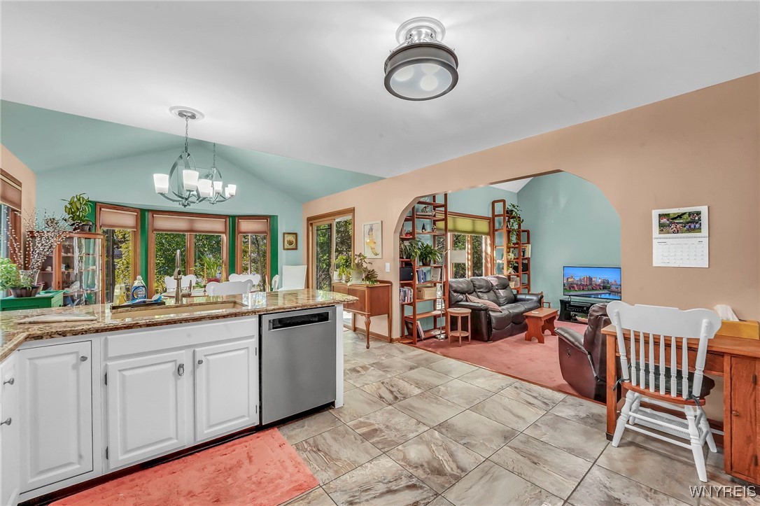 6050 Whitegate Crossing Clarence, NY 14051 - Photo 18 of 48