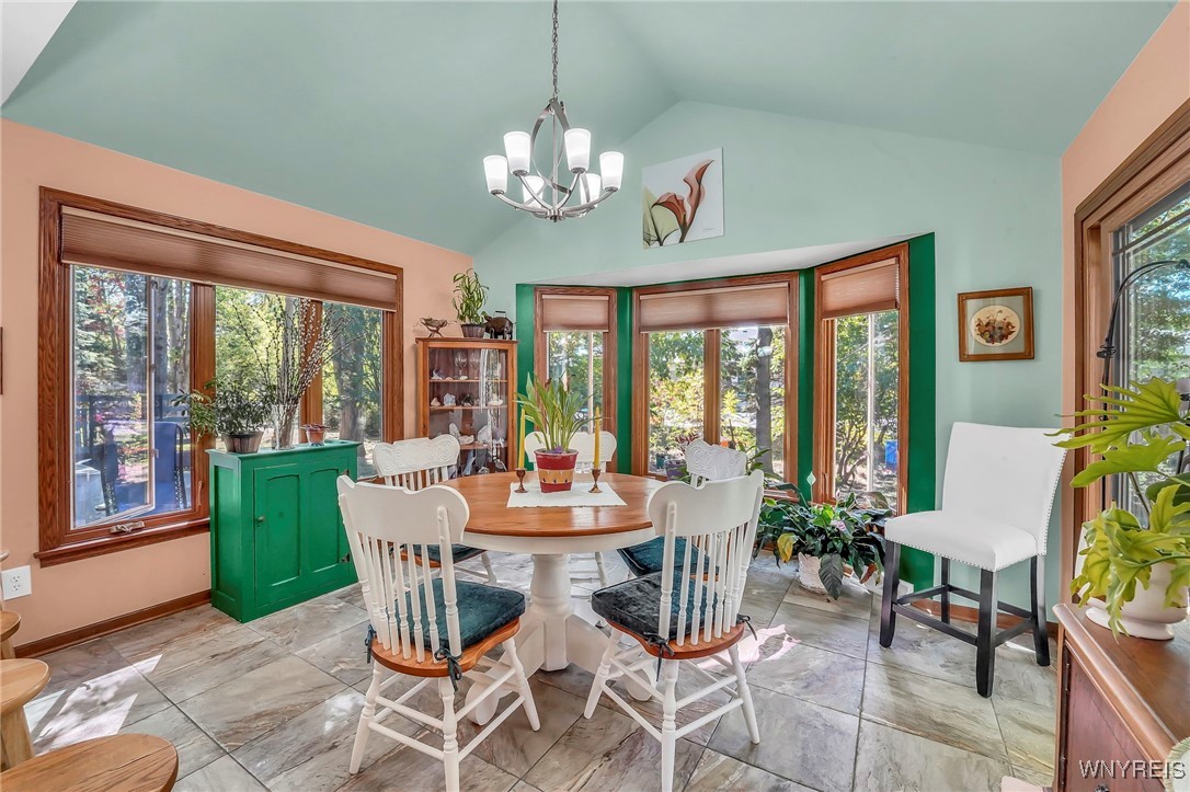 6050 Whitegate Crossing Clarence, NY 14051 - Photo 20 of 48