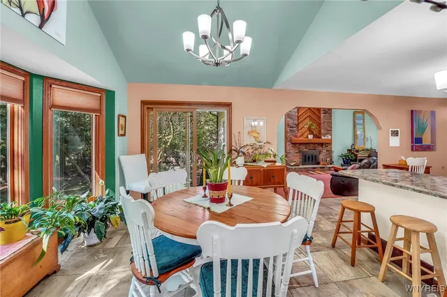 $595,000 | 6050 Whitegate Crossing, Clarence, NY 14051