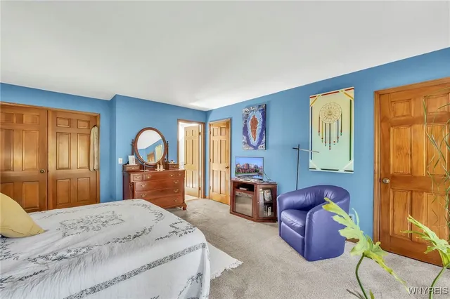 $595,000 | 6050 Whitegate Crossing, Clarence, NY 14051