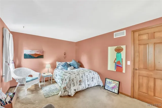 $595,000 | 6050 Whitegate Crossing, Clarence, NY 14051