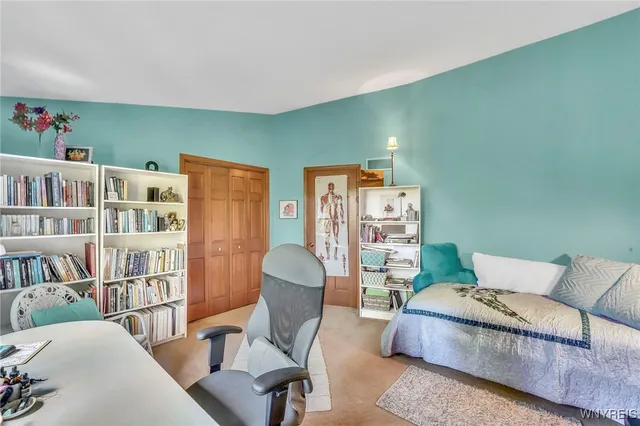 $595,000 | 6050 Whitegate Crossing, Clarence, NY 14051