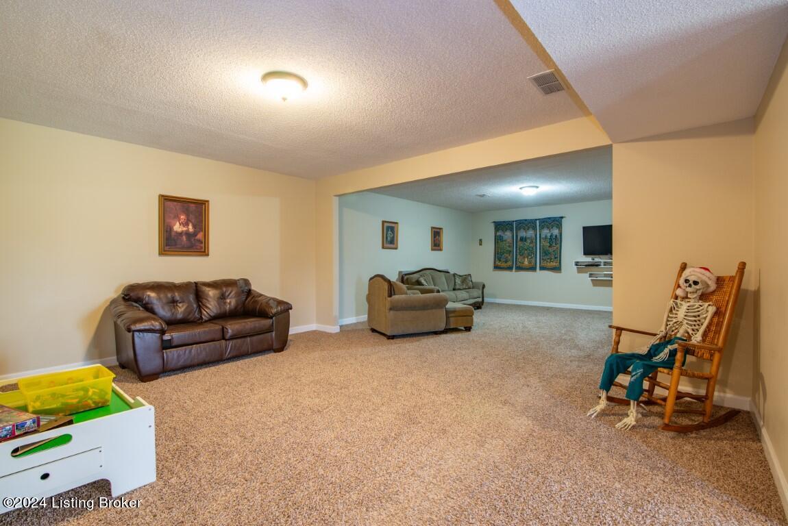 11724 Rineyville Road Vine Grove, KY 40175 - Photo 88 of 122 11724 Rineyville Rd-71