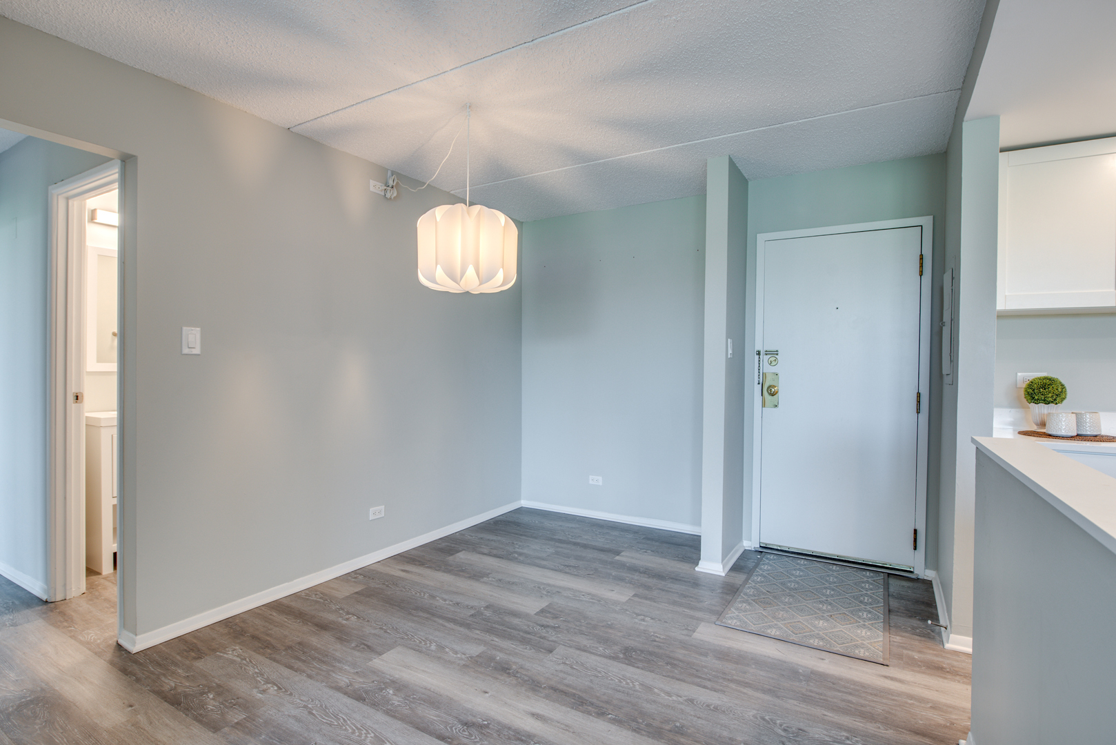 2015 South Finley Road, Unit 612 Lombard, IL 60148 - Photo 9 of 26