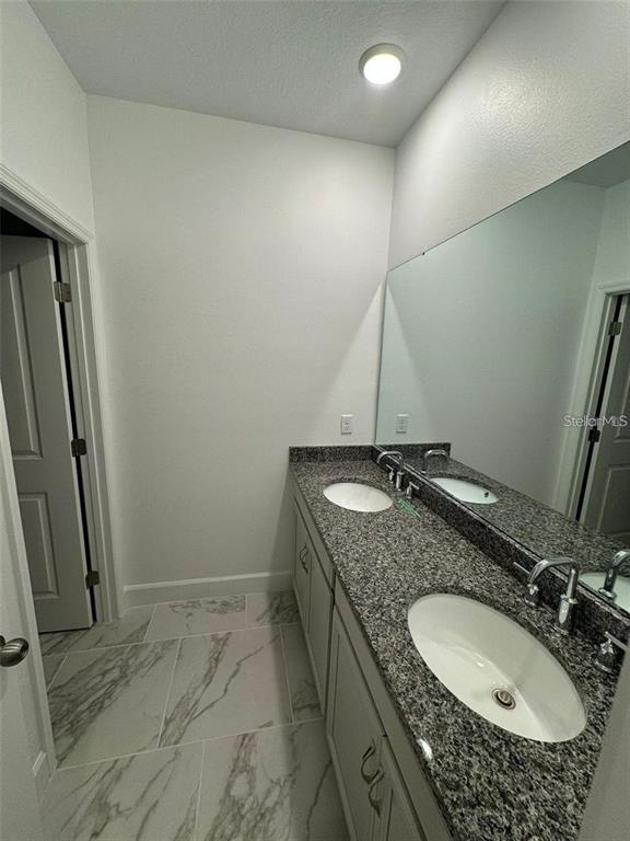 7404 Estuary Lk Loop Kissimmee, FL 34747 - Photo 15 of 21