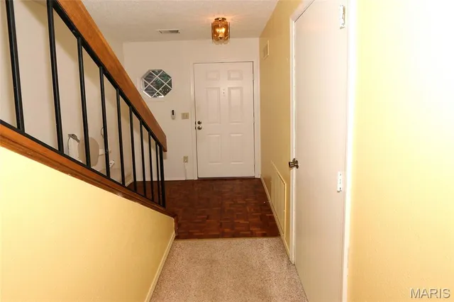 $155,000 | 326 Devonshire Court, Unit E, St. Peters, MO 63376