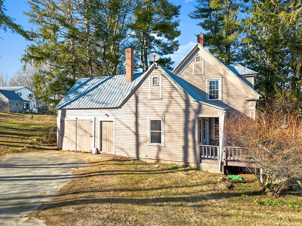 247 Winthrop Center Road Winthrop, ME 04364 - Photo 2 of 42 Driveway/garage door