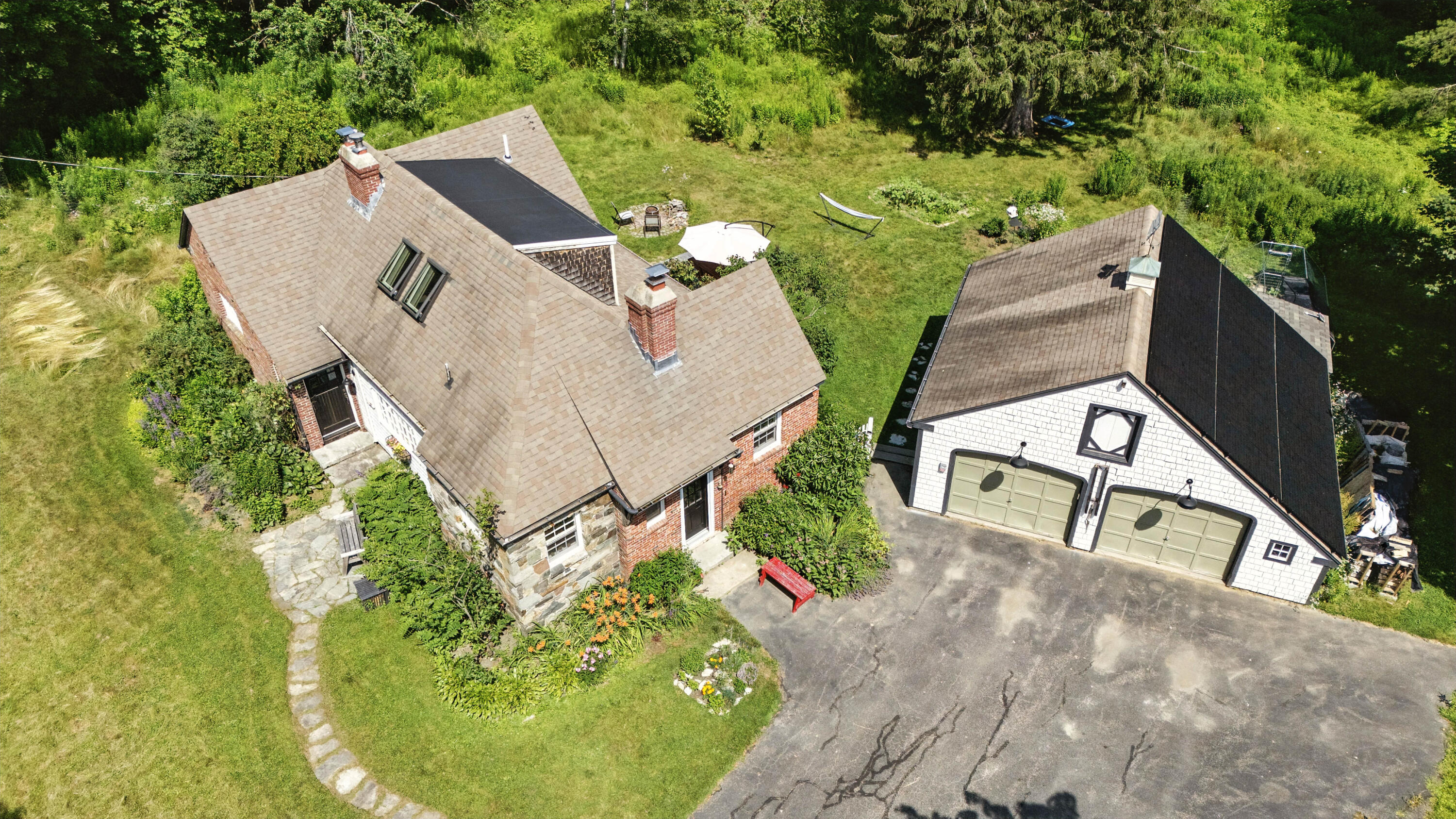 137 Middle Road Cumberland, ME 04021 - Photo 7 of 50 DJI_20250711150052_0386_D