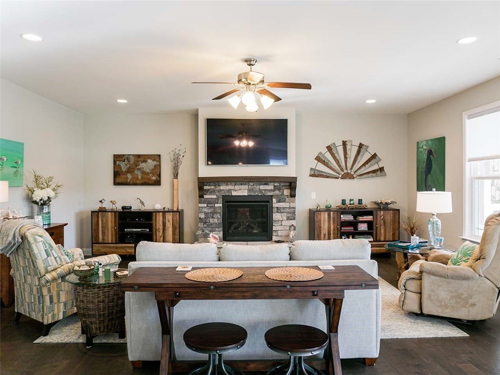 1845 Lake Cunningham Road Greer, SC 29651 - Photo 8 of 36