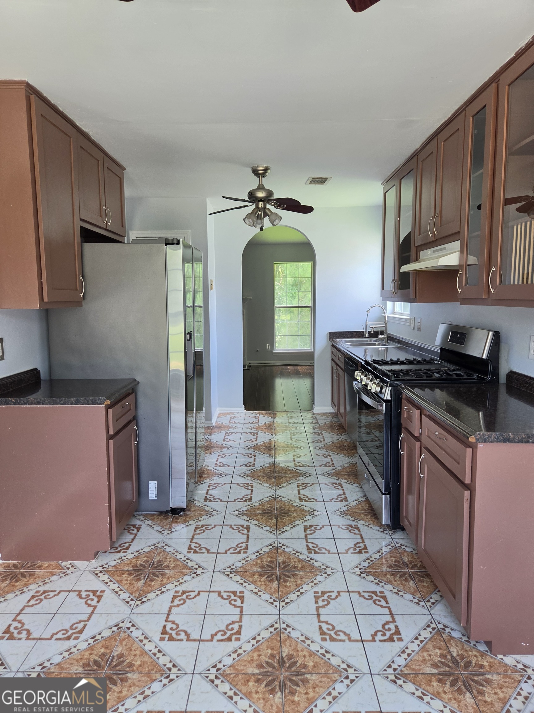 6923 Biscayne Rex, GA 30273 - Photo 4 of 10 Gallery Image 4