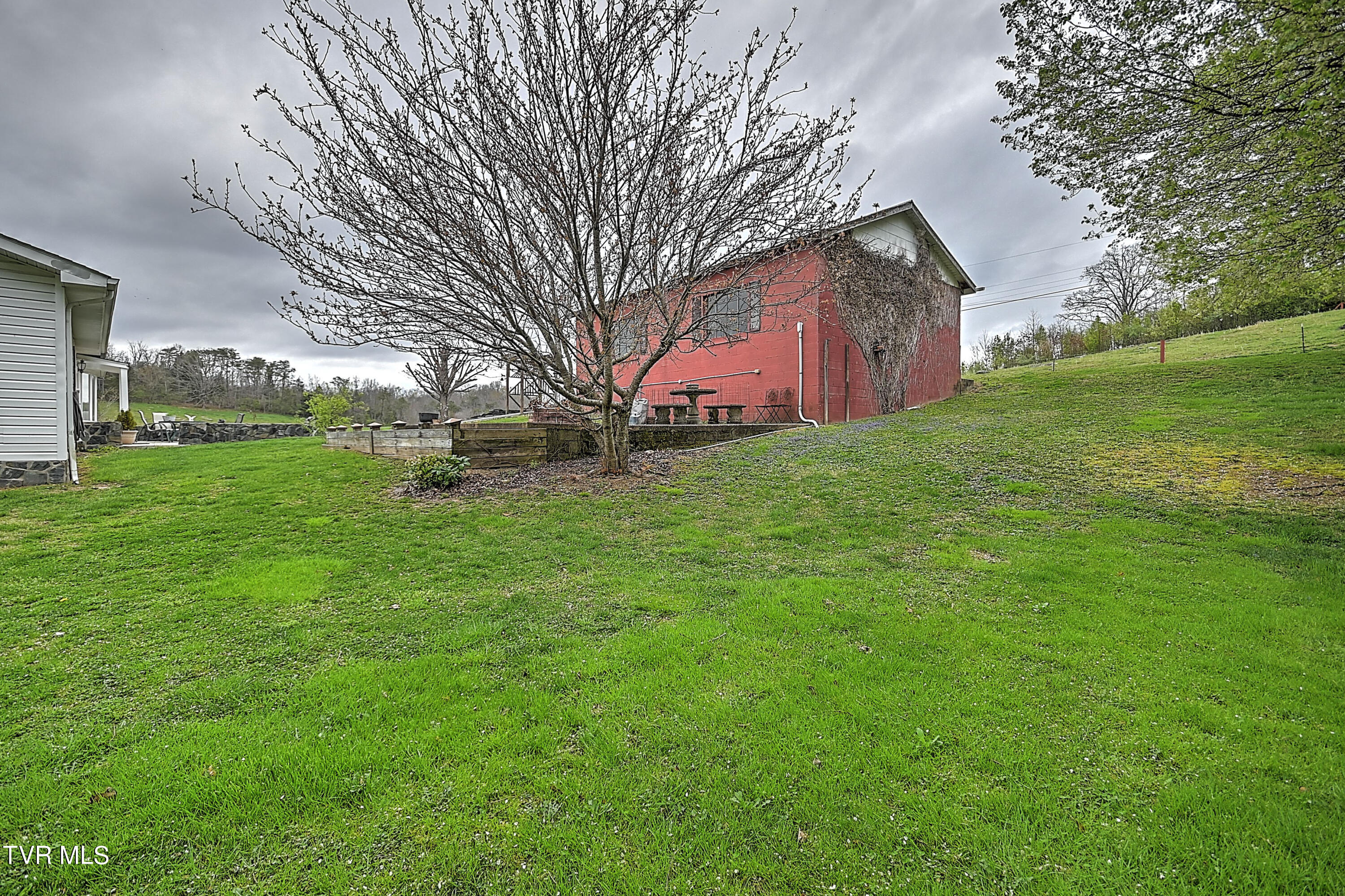 586 Tranbarger Road Church Hill, TN 37642 - Photo 39 of 43 568 Tranbarger NS-42