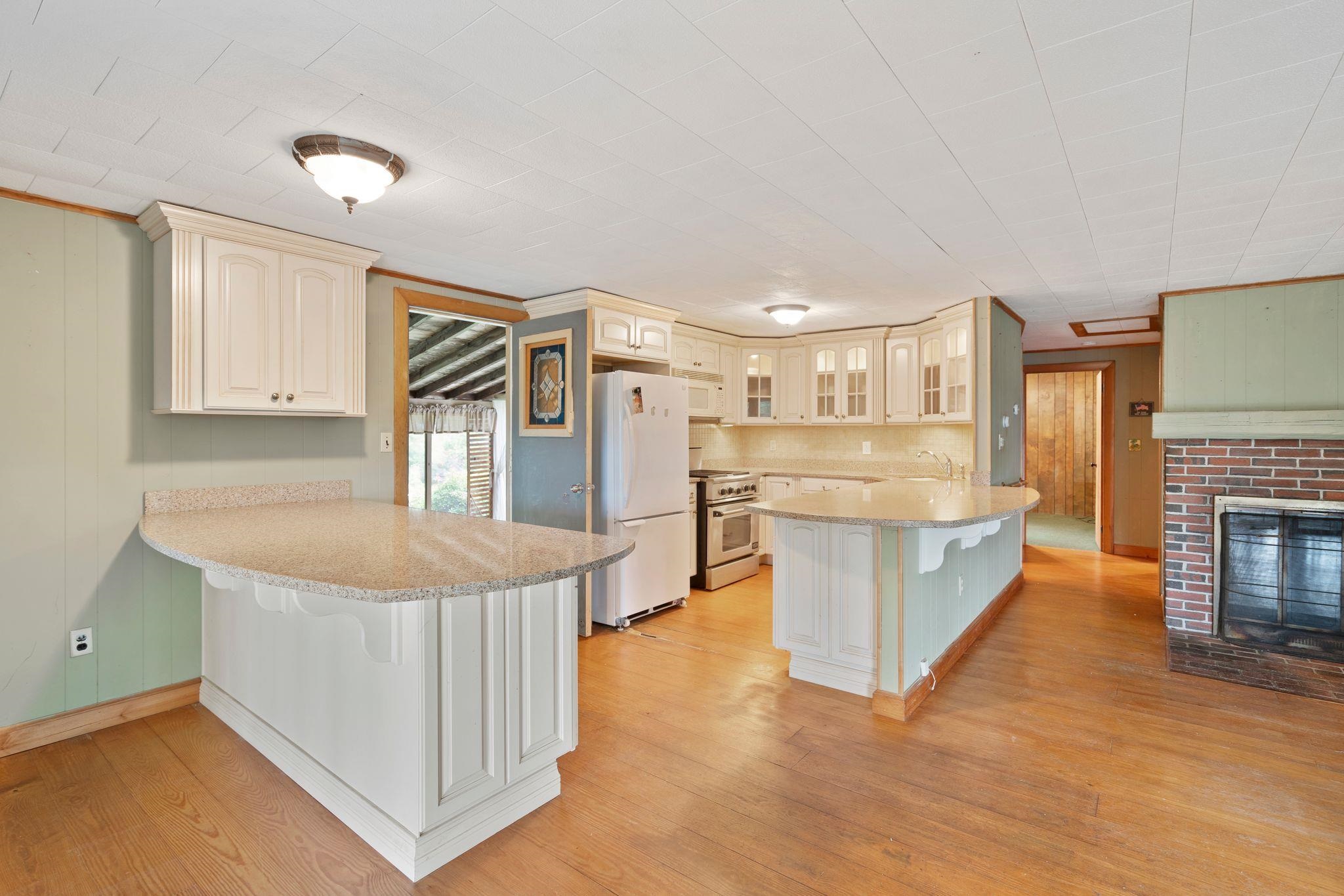 1088 Suncook Valley Road Barnstead, NH 03225 - Photo 5 of 39