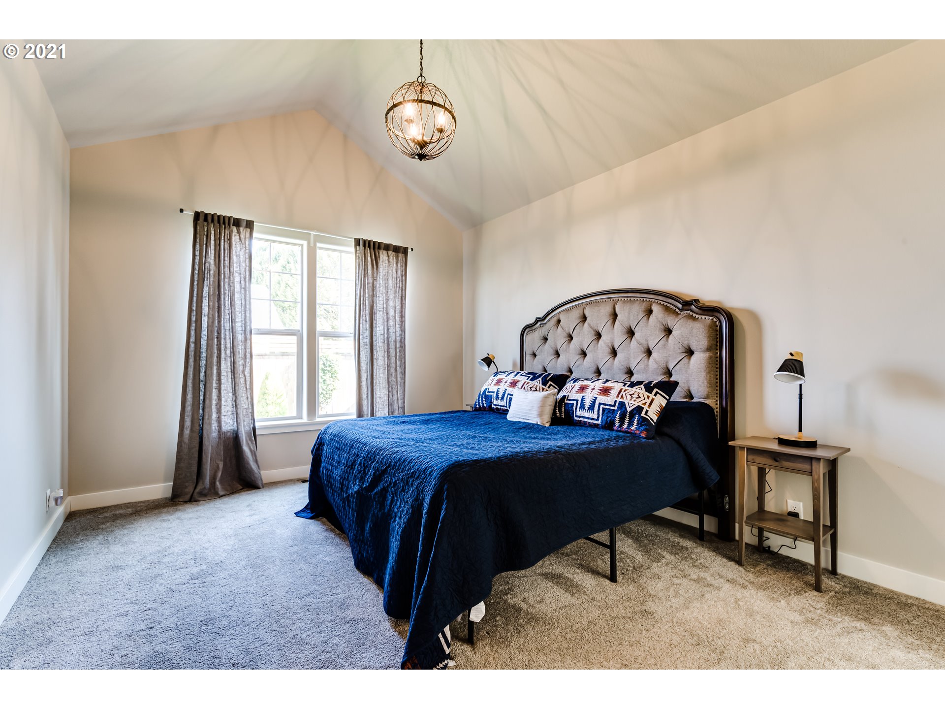 4196 Stellar Way Springfield, OR 97478 - Photo 15 of 32