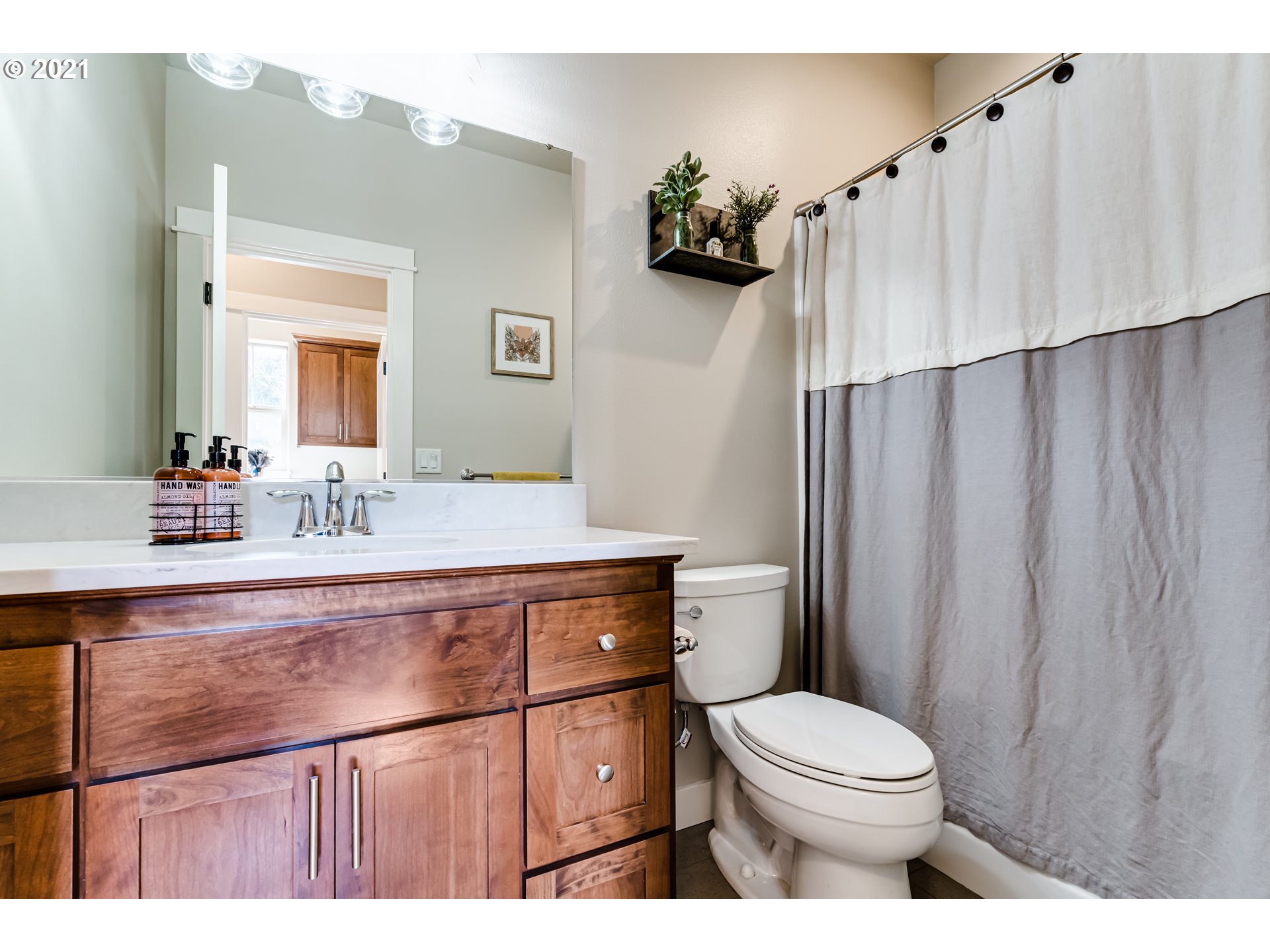 4196 Stellar Way Springfield, OR 97478 - Photo 23 of 32