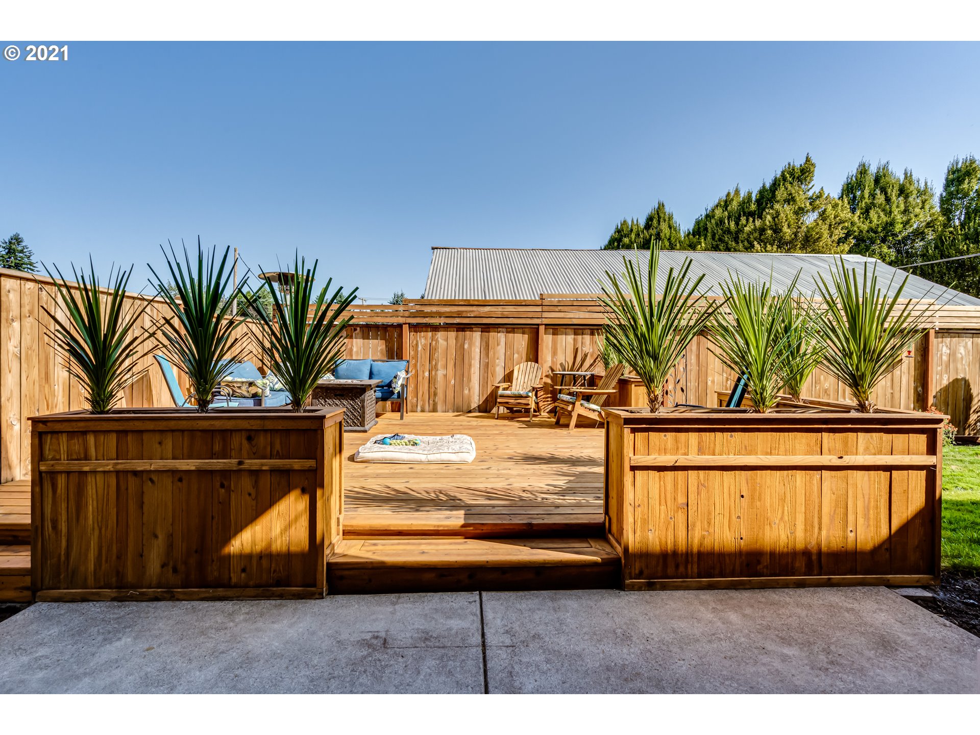 4196 Stellar Way Springfield, OR 97478 - Photo 27 of 32