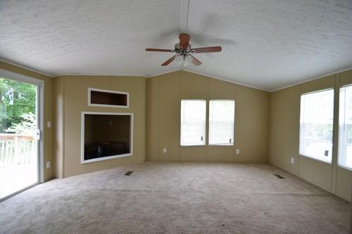901 Annadell Road Pioneer, TN 37847 - Photo 4 of 14 901 annadell road family room