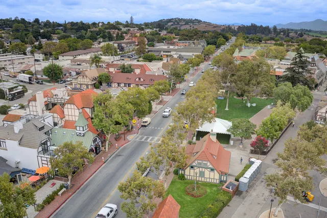 $1,125,000 | 1544-1546 Oak Street, Solvang, CA 93463