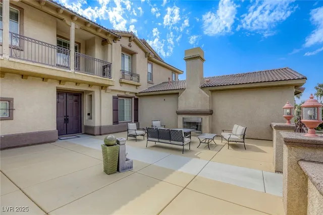 $1,399,900 | 7516 Via Fiorentino Street, Las Vegas, NV 89131